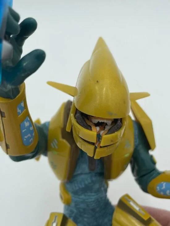 Halo 2 Series 5 Gold Covenant Elite Ranger Action Figure Joyride Studios - Picture 5 of 6